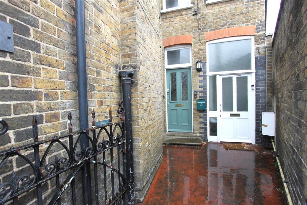 Main image of property: Turners Hill, Waltham Cross, EN8