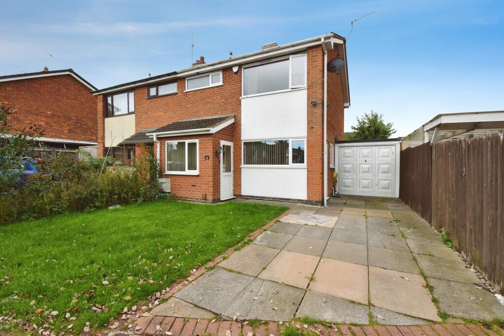 Main image of property: Coombe Rise, Oadby, Leicester