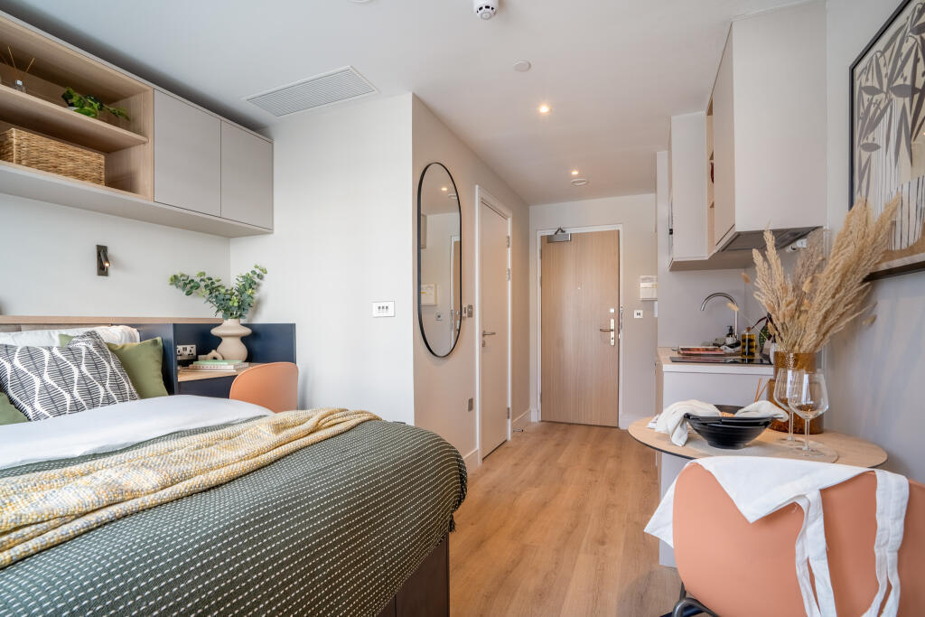 Main image of property: The Apiary, 1A The Mall, London W5 2PJ