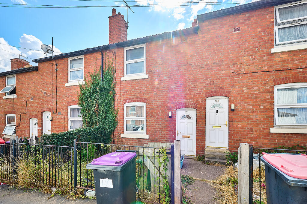 Main image of property: 122 Regent Street, Wellington, Telford, Shropshire TF1 1PG