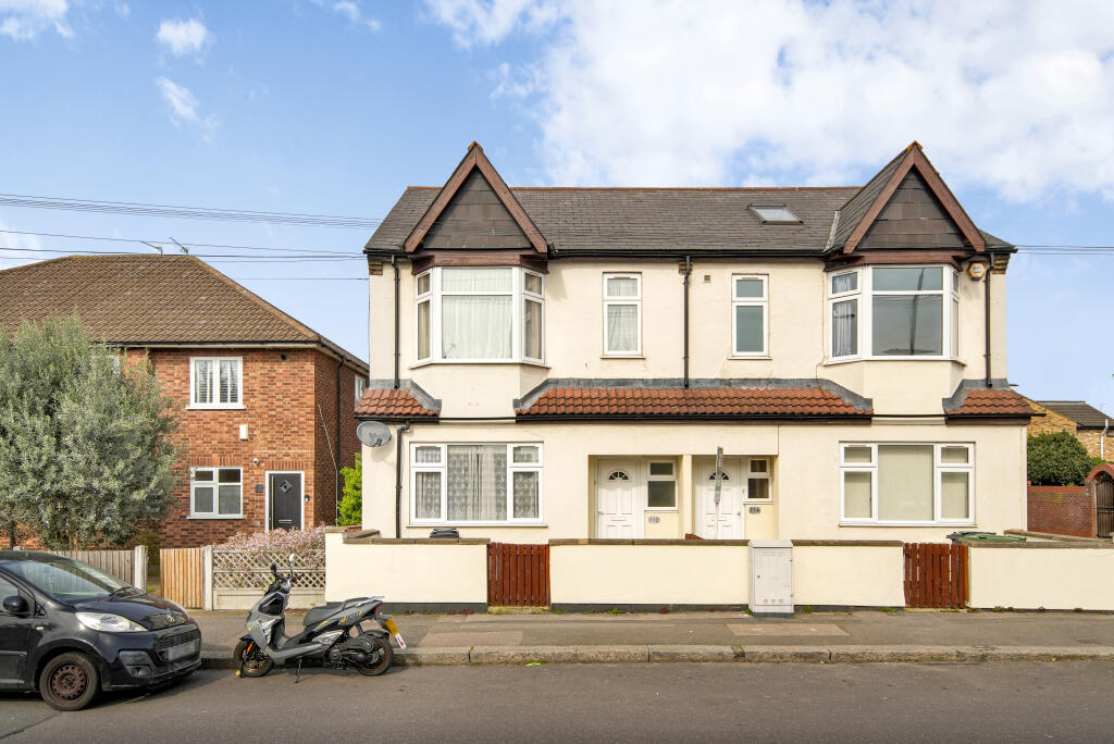 Main image of property: New Road, Chingford, E4