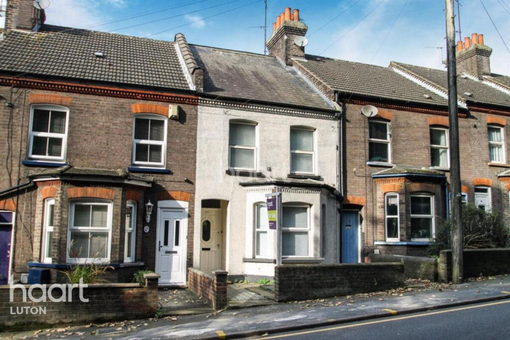 Main image of property: Hitchin Road, Luton