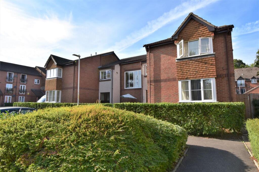 Main image of property: Knowles Close, Yiewsley, West Drayton, Middlesex, UB7