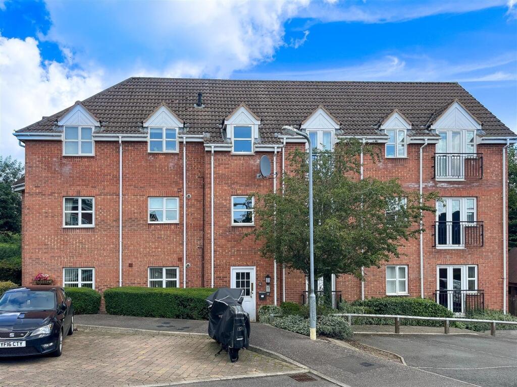 Main image of property: Hanbury Close, Middlemore, Daventry, NN11