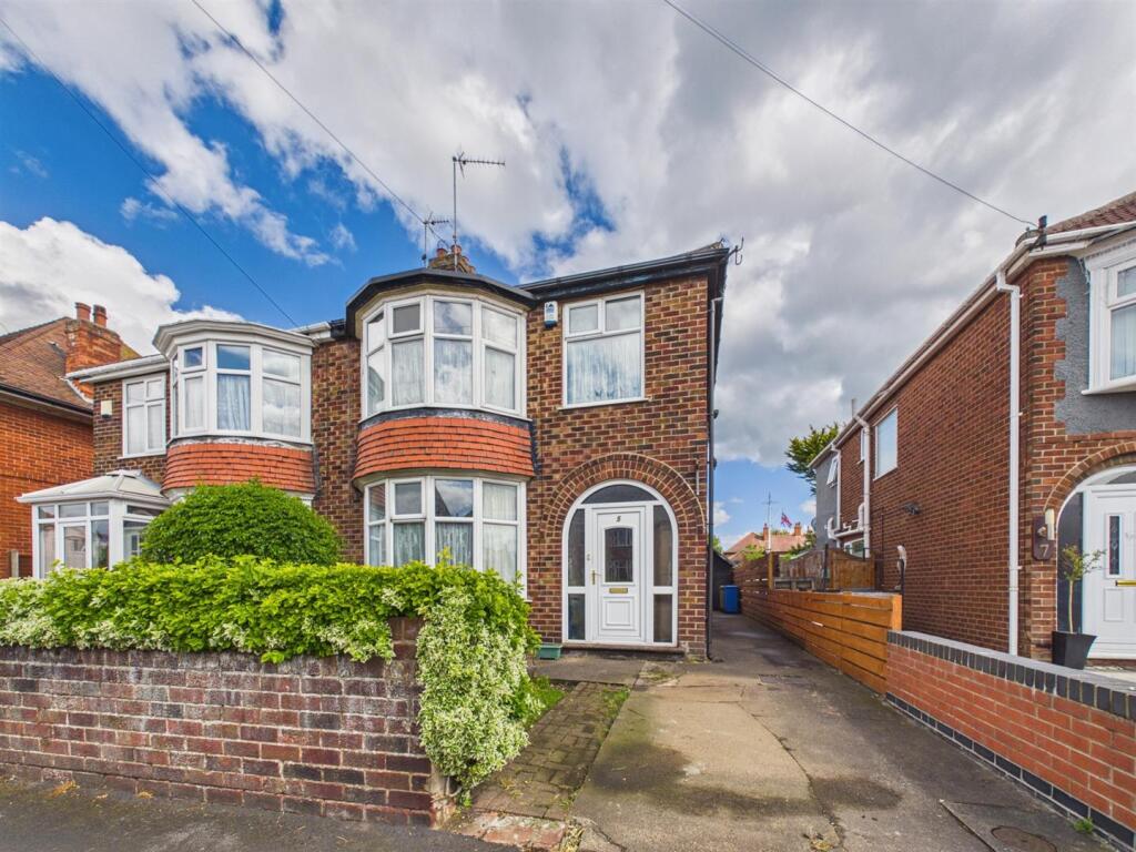 Main image of property: Rosebery Avenue, Bridlington