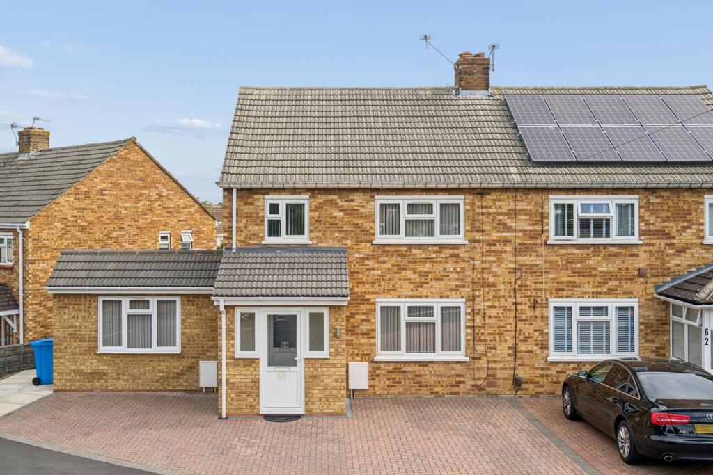 Main image of property: Queensway, Maidenhead