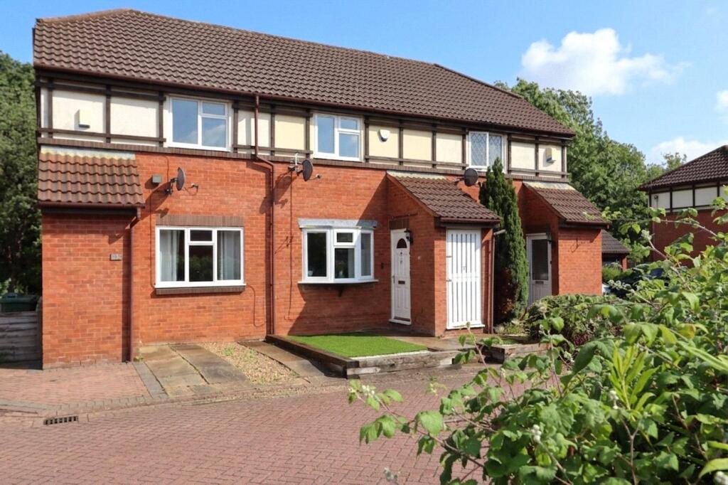 Main image of property: Whitsun Pasture, Willen Park, Milton Keynes, MK15