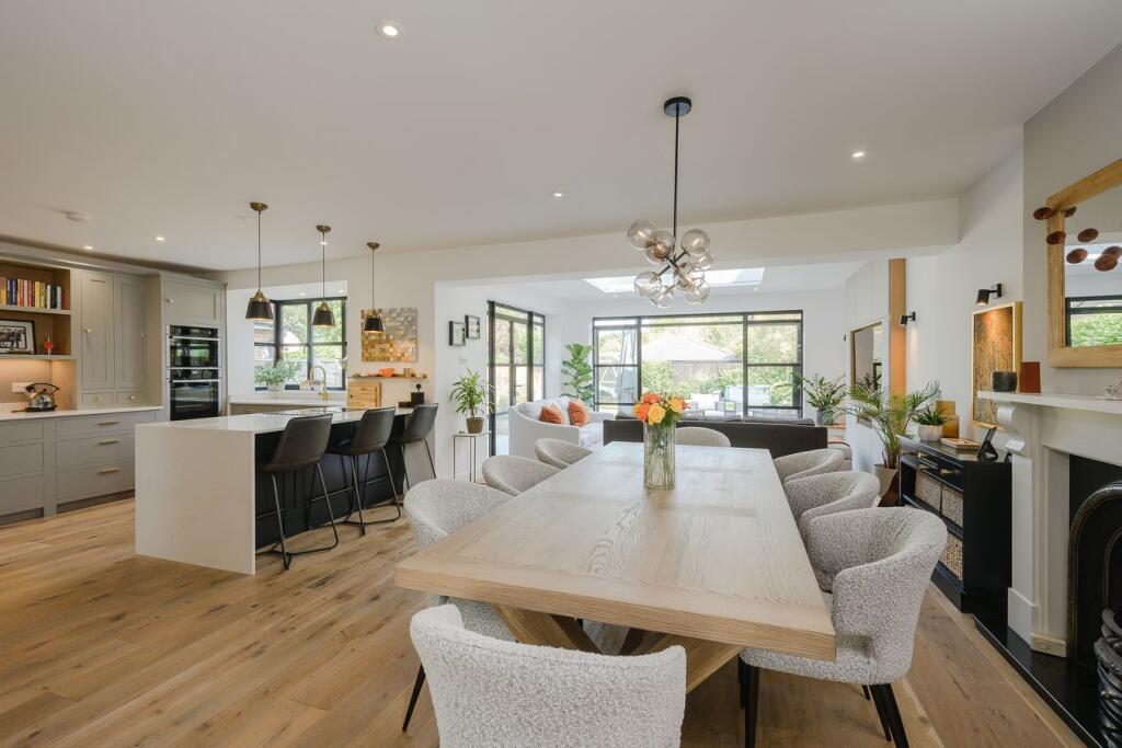 Main image of property: D'abernon Drive, Stoke D'abernon, Cobham, KT11