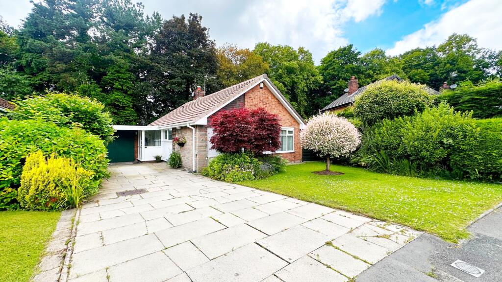 Main image of property: Parklands Way, Poynton, SK12