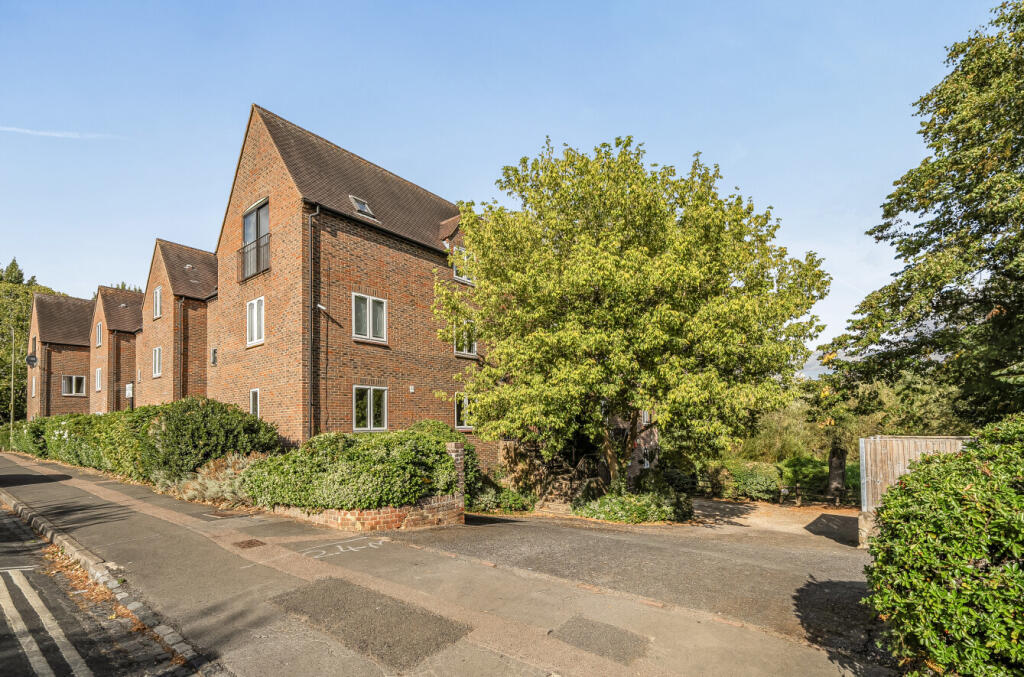 Main image of property: Water Eaton Road, North Oxford