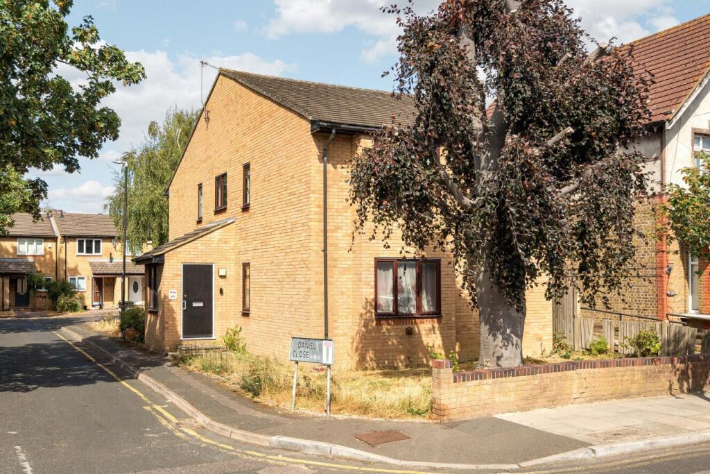 Main image of property: Daniel Close, Tooting, London, SW17