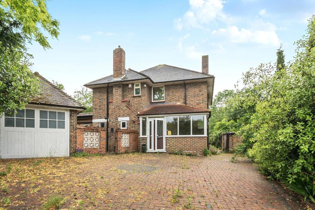 Main image of property: Kings Orchard, London