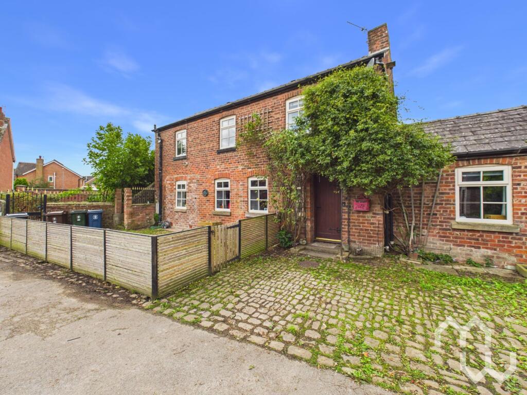 Main image of property: The Brow, Hesketh Bank, PR4