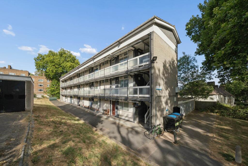Main image of property: Hillcrest, Sunray Avenue, SE24