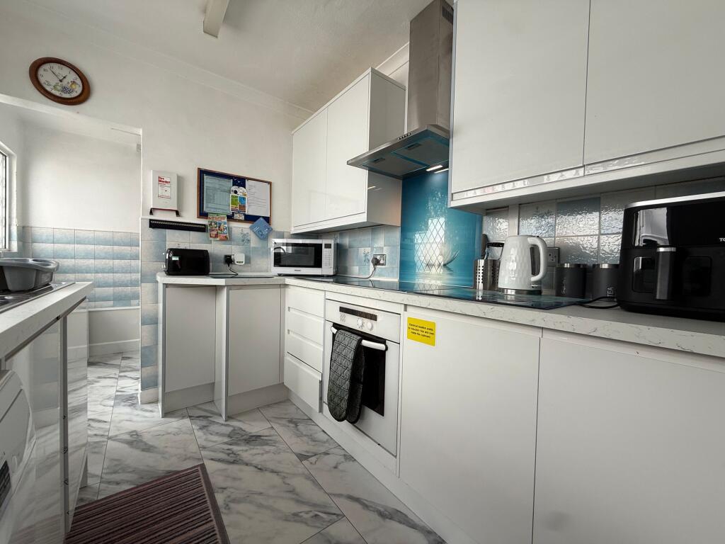 Main image of property: 27 Hethersett Road, Gloucester, GL1