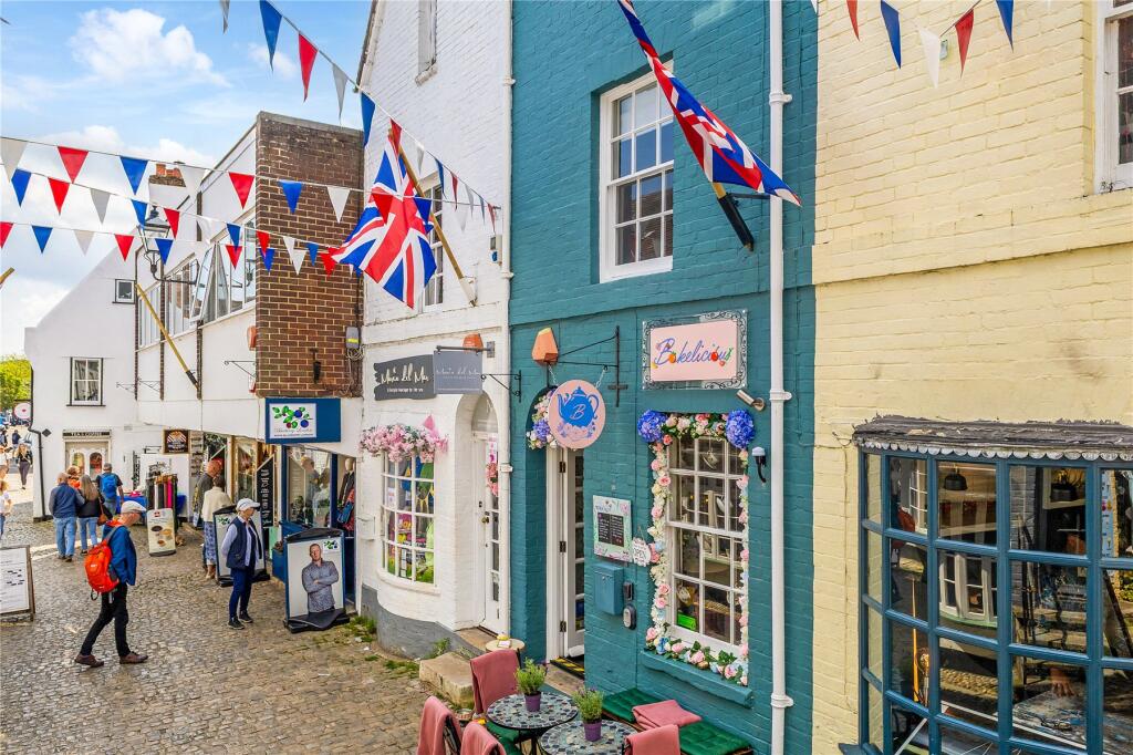 Main image of property: Quay Street, Lymington, SO41