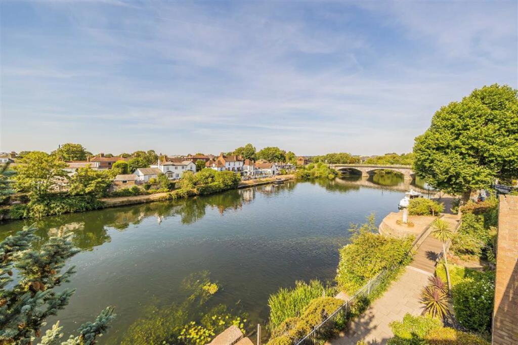 Main image of property: Colnebridge Close, Staines-Upon-Thames