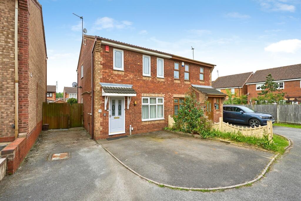 Main image of property: Oxlip Close, Walsall
