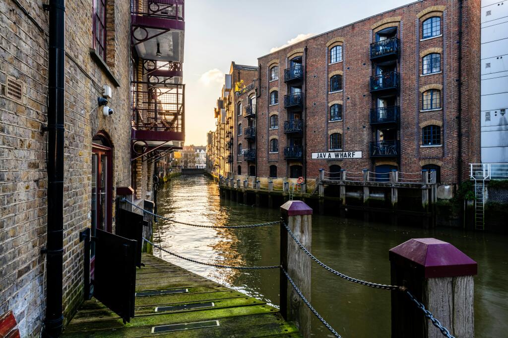 St Saviours Wharf 6  6.jpg