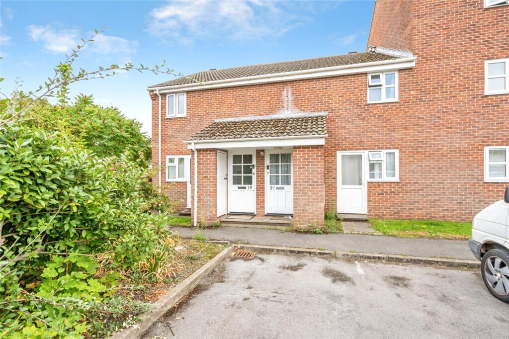 Main image of property: Caernarvon Road, Chichester, West Sussex, PO19