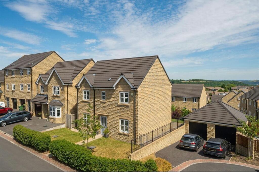 Main image of property: Tennyson Avenue, Lindley, HD3
