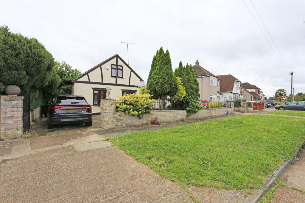 Main image of property: Hamlet Road, Romford, Havering