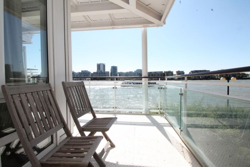Main image of property: St Davids Square, Isle of Dogs, E14