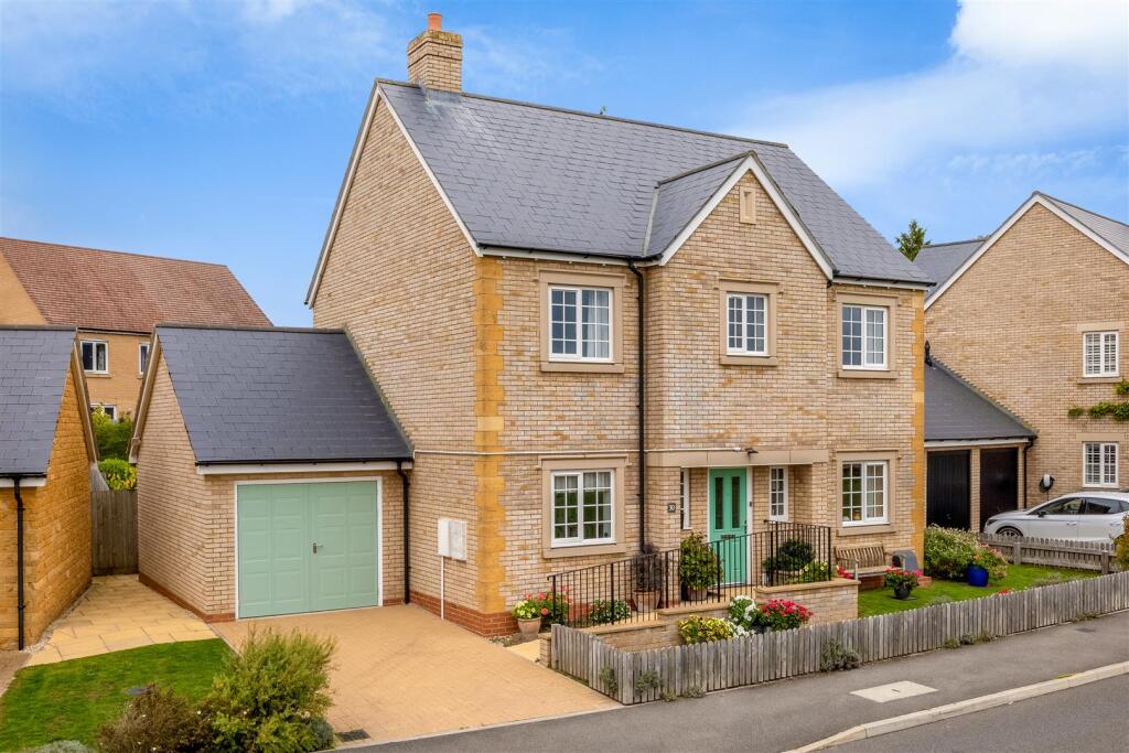 Main image of property: Evans Way, Chipping Norton