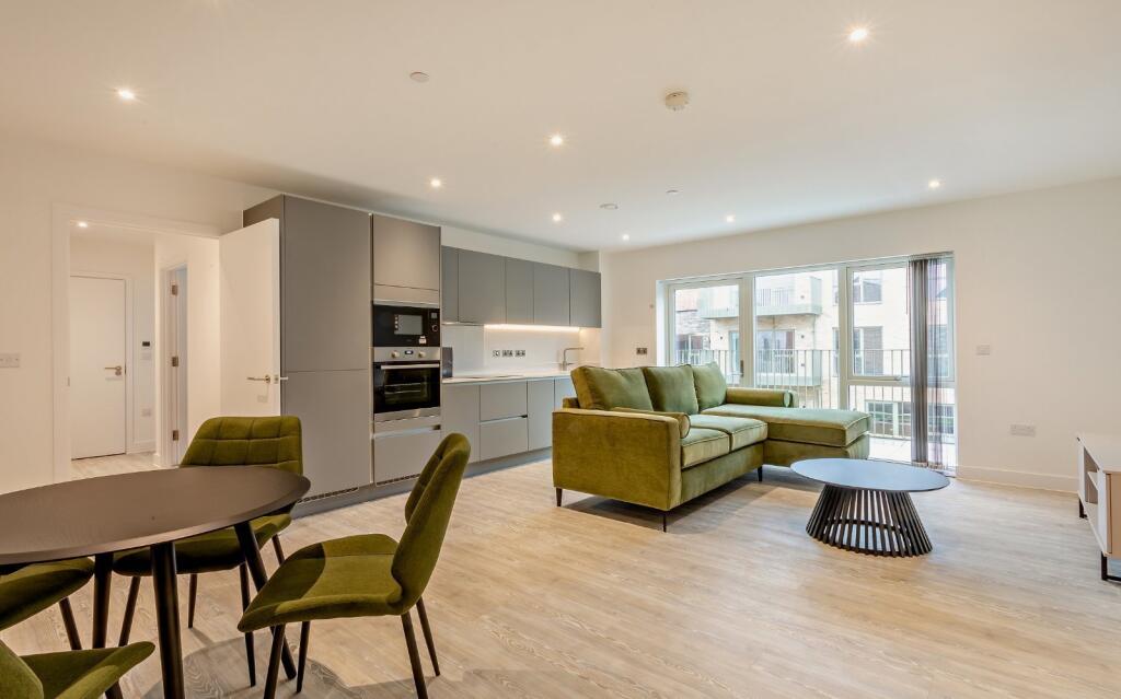 Main image of property: Bragg Way, Cambridge, Cambridgeshire, CB5