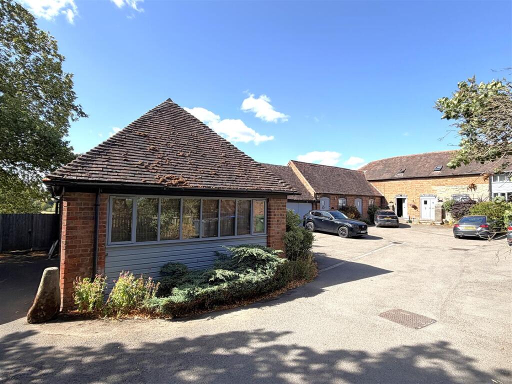 Main image of property: Norton Lindsey Road, Hampton-on-the-Hill, WARWICK