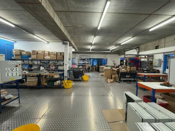 Internal Photo 2.jpg