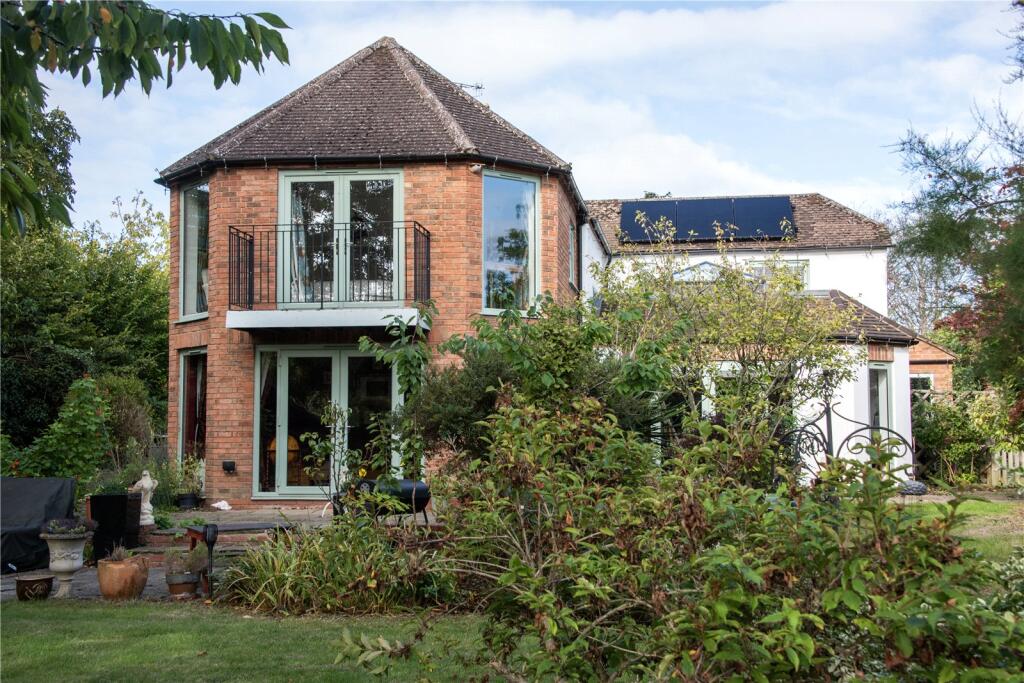 Main image of property: Dorsington Road, Dorsington, Stratford Upon Avon, Warwickshire, CV37