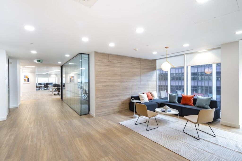 Main image of property: 140 Fenchurch Street, London, EC3M 6BL