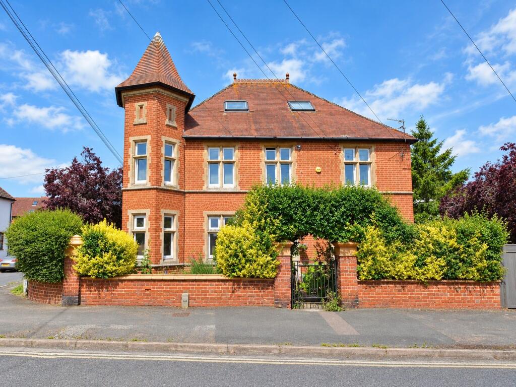 Main image of property: Thame, Oxfordshire