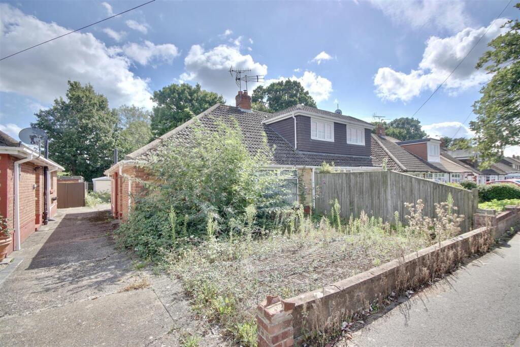 Main image of property: Cherry Tree Avenue, Waterlooville