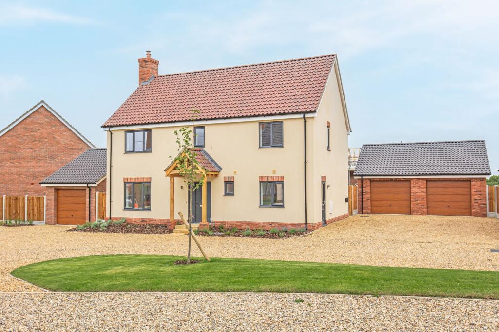 Main image of property: Close to the coast, Hales