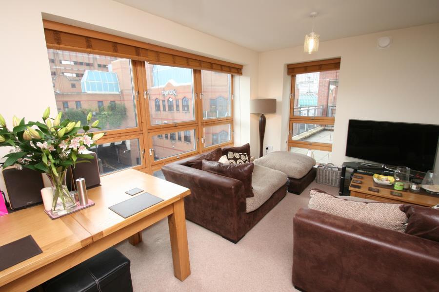 Main image of property: Horizon- City Centre