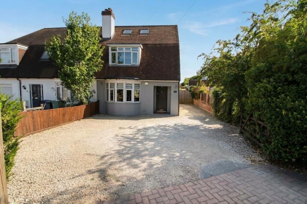 Main image of property: Amersham Road, Hazlemere, HP15