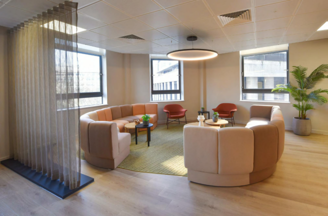 Round Reception Space.png