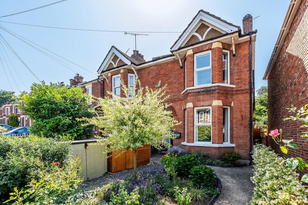 Main image of property: St. James Park, Tunbridge Wells, TN1