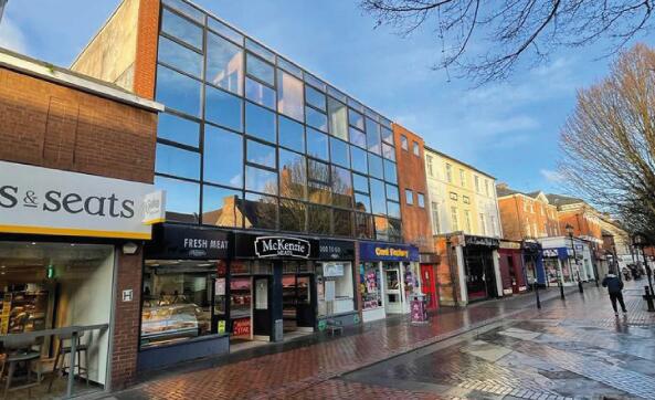 Main image of property: Apartment , Carolgate House, Retford