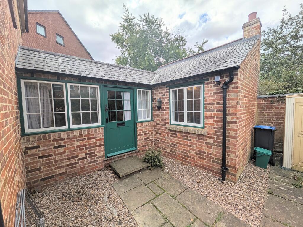 Main image of property: Bilton Road, CV22