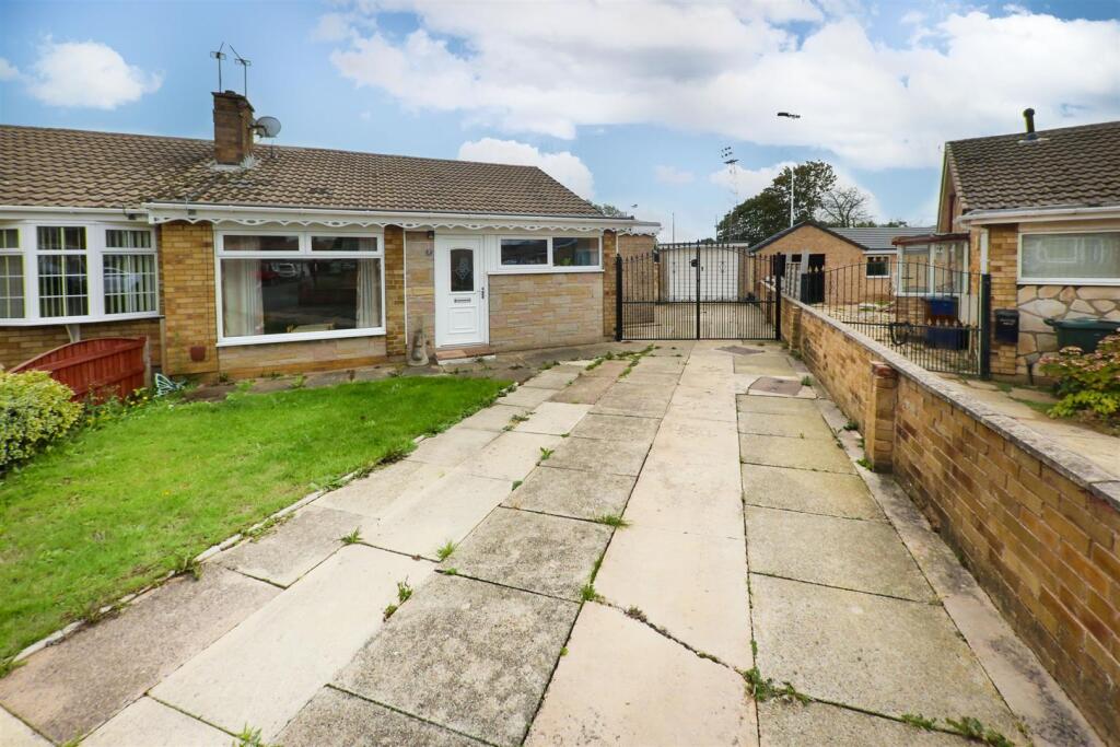Main image of property: Park Close, Armthorpe, Doncaster