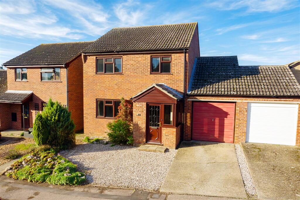 Main image of property: Gawdy Close, Harleston