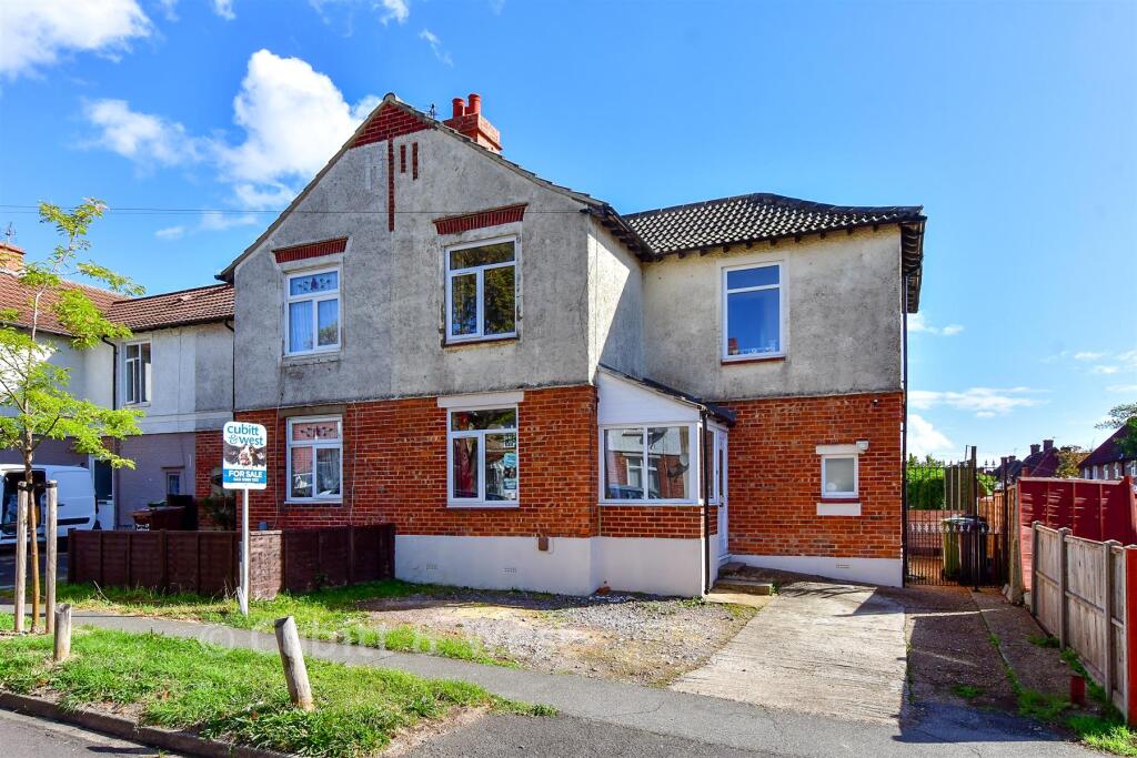 Main image of property: Fourth Avenue, Portsmouth, Hampshire
