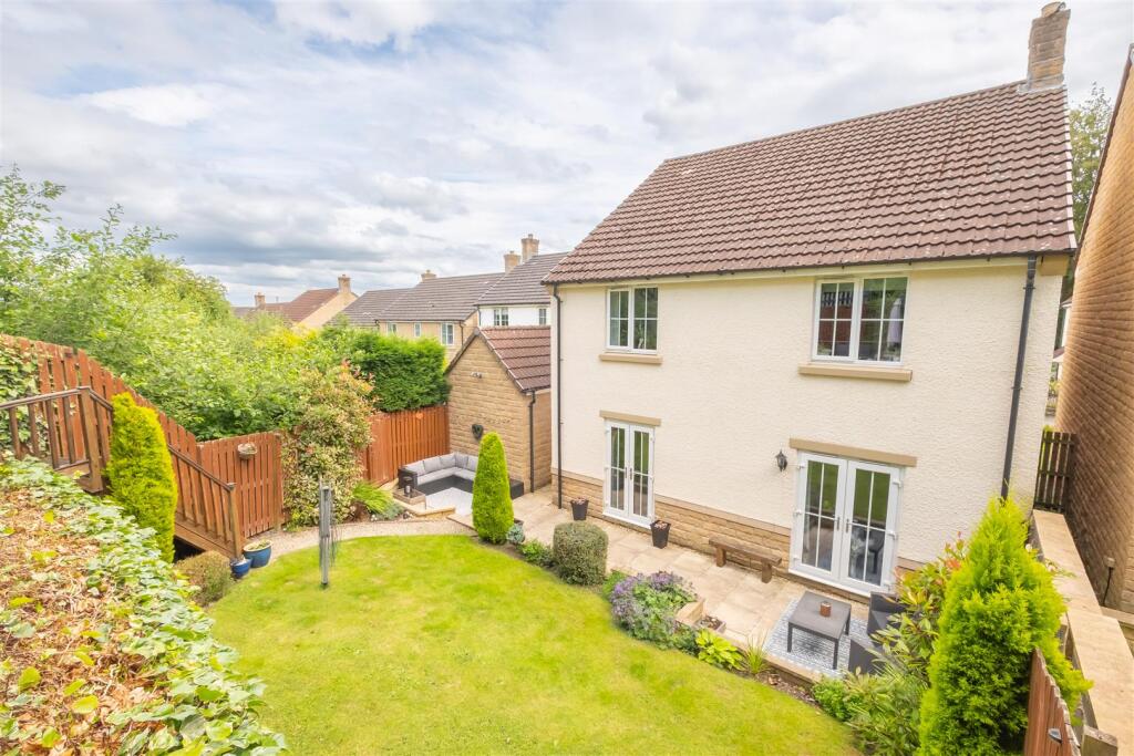 Main image of property: Platnam Grove, Birkby, Huddersfield, HD2 2RH