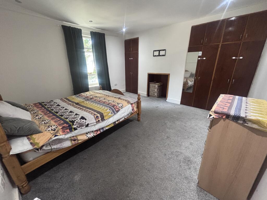 Main image of property: Camberwell grove, London, SE5