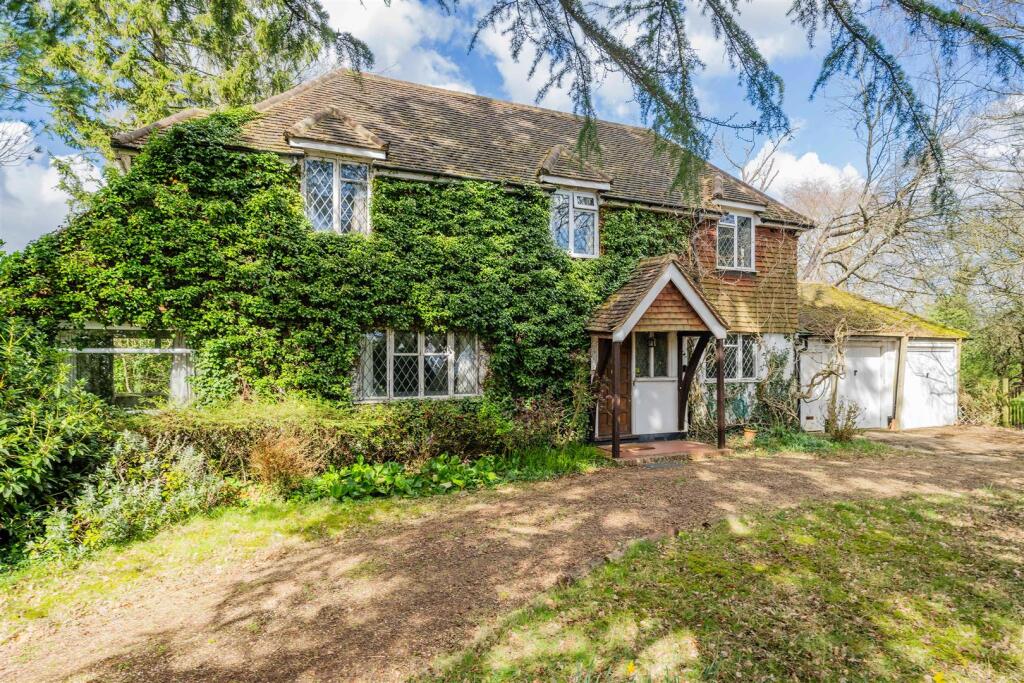 Main image of property: Coulsdon Lane, Chipstead