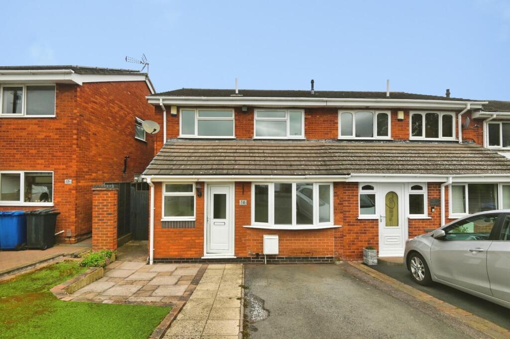 Main image of property: Rosewood Close, Tamworth