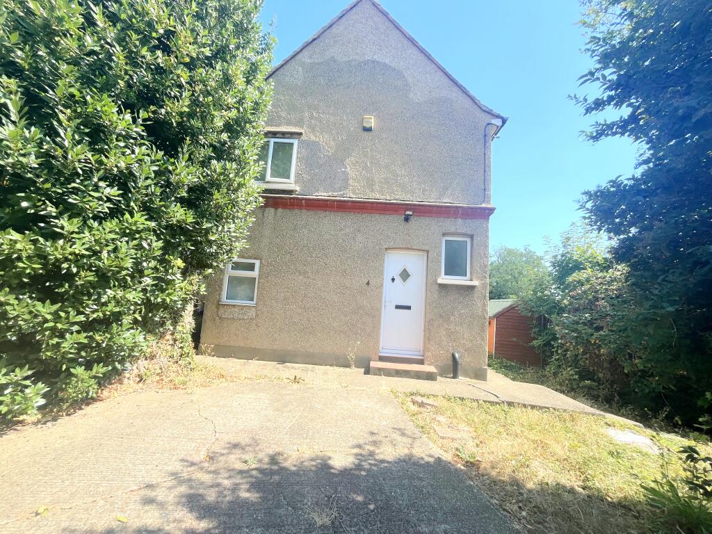 Main image of property: DITTON COURT ROAD, Westcliff-On-Sea, SS0